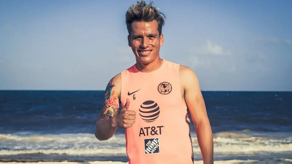 América pagó dos millones de dólares al Necaxa por el Oso González