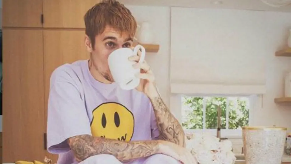 Justin Bieber retó a Tom Cruise a pelear en un octágono