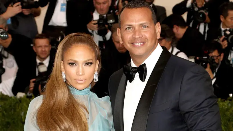 Jennifer Lopez se compromete con Alex Rodríguez
