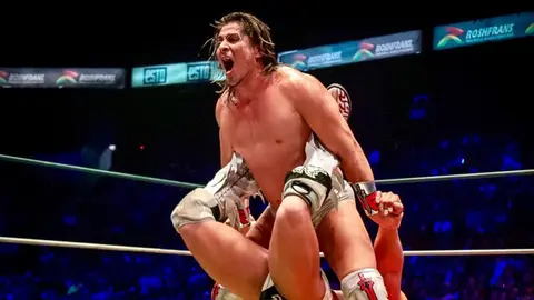 Niebla Roja y Ángel de Oro enfrentarán a Los Ingobernables en la Final de Copa Dinastías