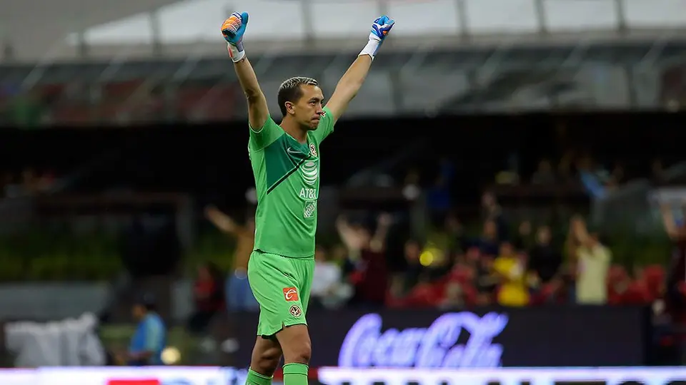 ¿Cómo solucionaría Piojo las bajas de Agustín Marchesín y Mateus Uribe?