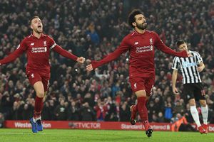 Salah envía texto de año nuevo para preguntar por hora de práctica