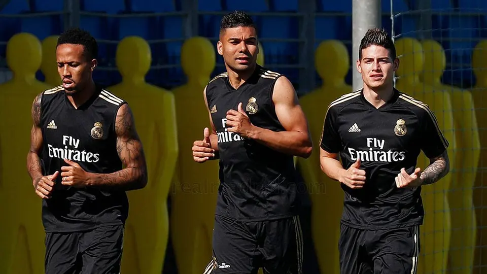 James Rodríguez volvió a entrenar con Real Madrid