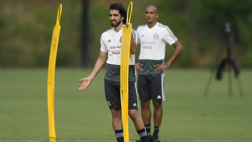 Rodolfo Pizarro es operado por apendicitis