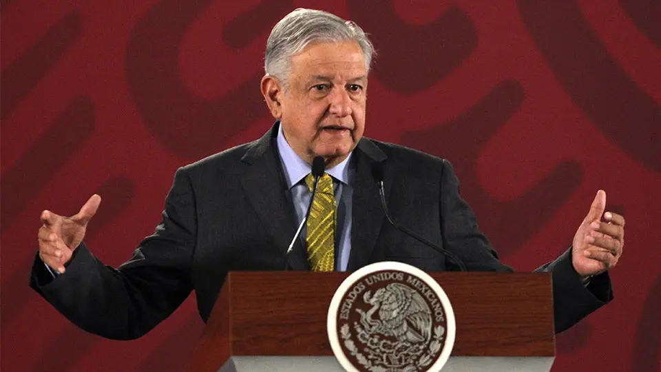 Padres de Mario Aburto piden a AMLO reabrir el caso de asesinato de Colosio