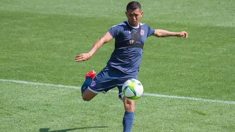 Elías Hernández se reintegra de lleno a los entrenamientos con Cruz Azul