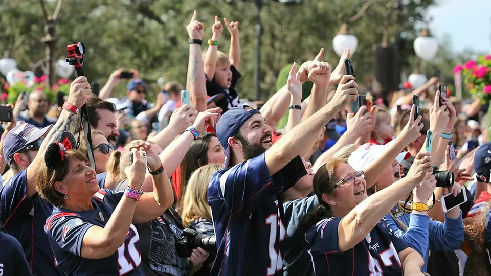 Fans de Patriots protagonizan pelea en desfile de Campeón