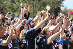 Fans de Patriots protagonizan pelea en desfile de Campeón