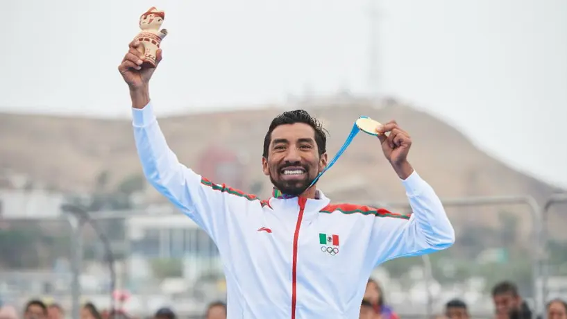 Crisanto Grajales, Bicampeón panamericano en triatlón