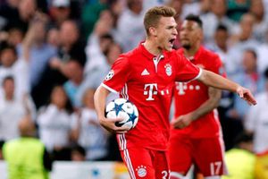 Fan del Bayern, a punto de robarle jersey de Kimmich a niño