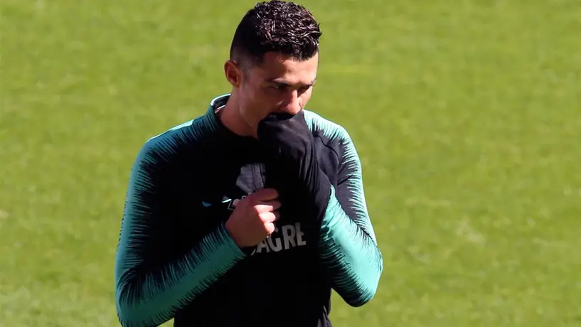 Policía italiana incauta 14 kilos de cocaína con insignia de CR7