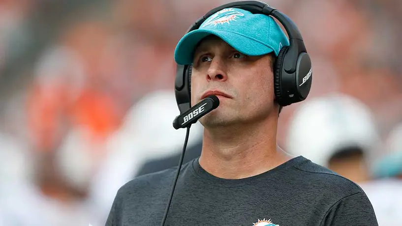 Excoach de Dolphins, nuevo entrenador en jefe de Jets