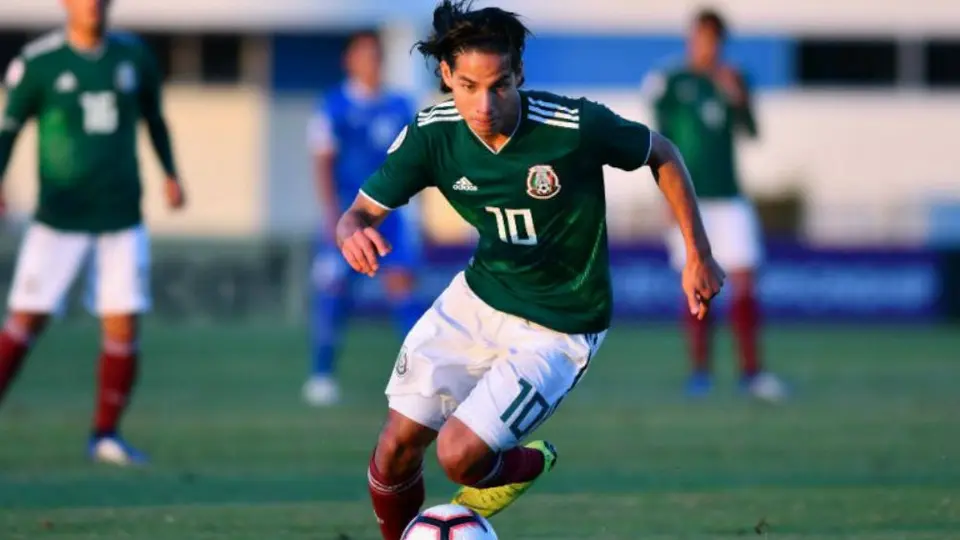 Betis busca que el Tri les deje a  Lainez hasta el final de la Liga