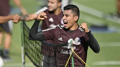 Orbelín Pineda respondió a agresión en redes sociales