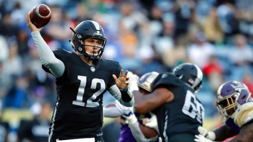 Luis Pérez está prueba con Carolina Panthers