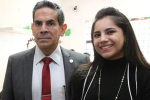Dafne Almazán, primera mexicana menor de edad en ingresar a Harvard
