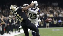 Casa de apuestas devolverá dinero por error arbitral en juego de Saints