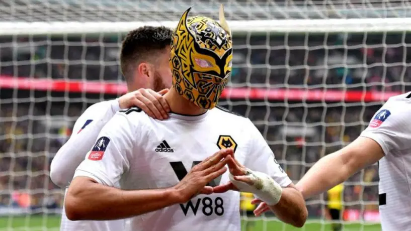 Jiménez inspira a fans de Wolves a vender máscaras para obras benéficas