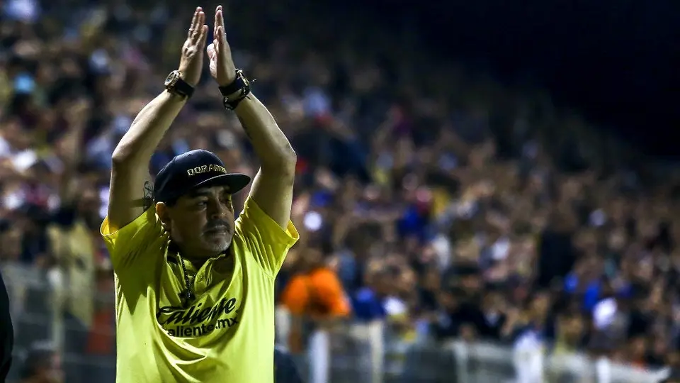 'El futbol es el rey de los deportes, no el beisbol': Maradona