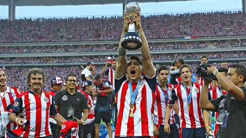 Chivas suma 45 títulos entre sus nuevos seis capitanes