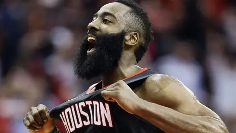 James Harden, multado con 25 mil dólares por criticar a los oficiales