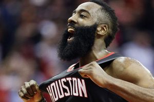 James Harden, multado con 25 mil dólares por criticar a los oficiales