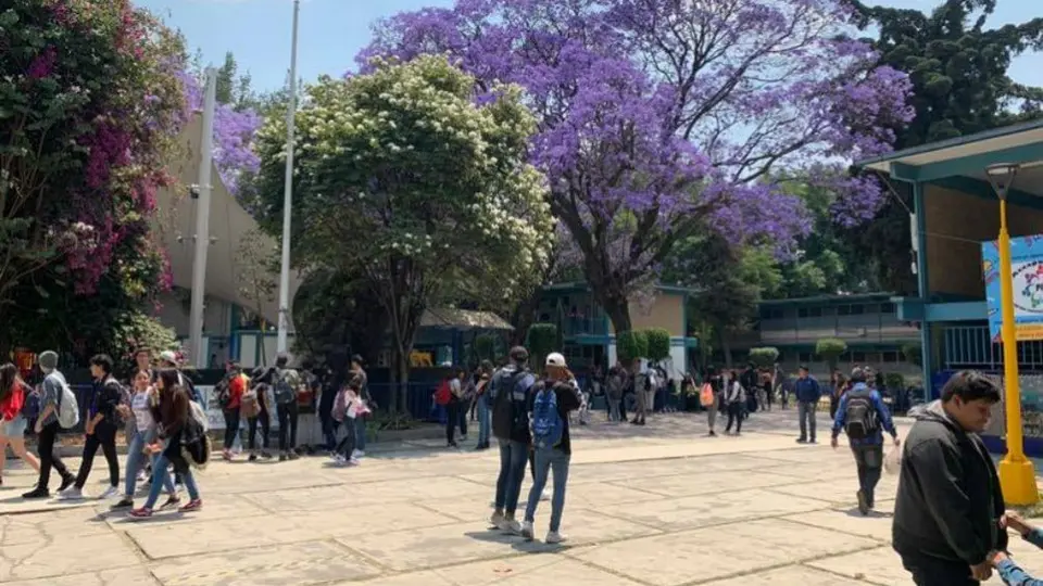 Bala que provocó muerte de alumna de CCH sobrepasó cuatro edificios