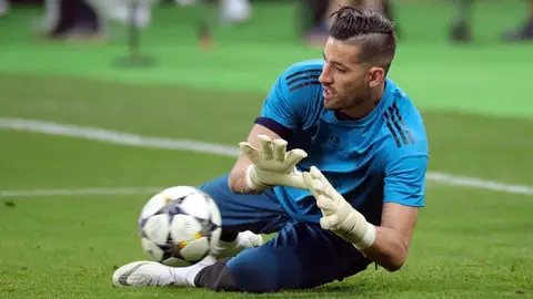 Kiko Casilla deja al Real Madrid para fichar por equipo de Bielsa