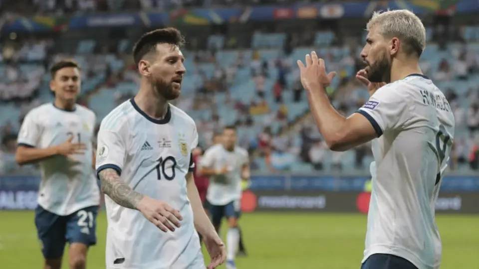 Argentina accedió a Cuartos de Copa América tras superar a Qatar