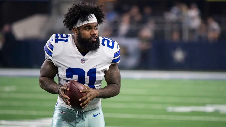Ezekiel Elliott no se presentaría a entrenamientos de pretemporada con Dallas Cowboys