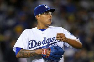 Julio Urías se reincorpora a los Dodgers tras baja administrativa