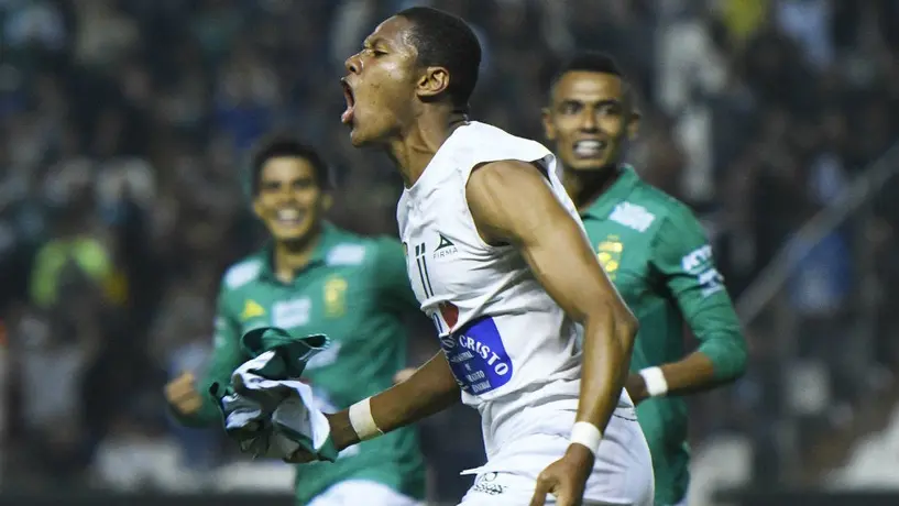 Pachuca y León responden de forma 'épica' al trolleo de Club de Cuervos