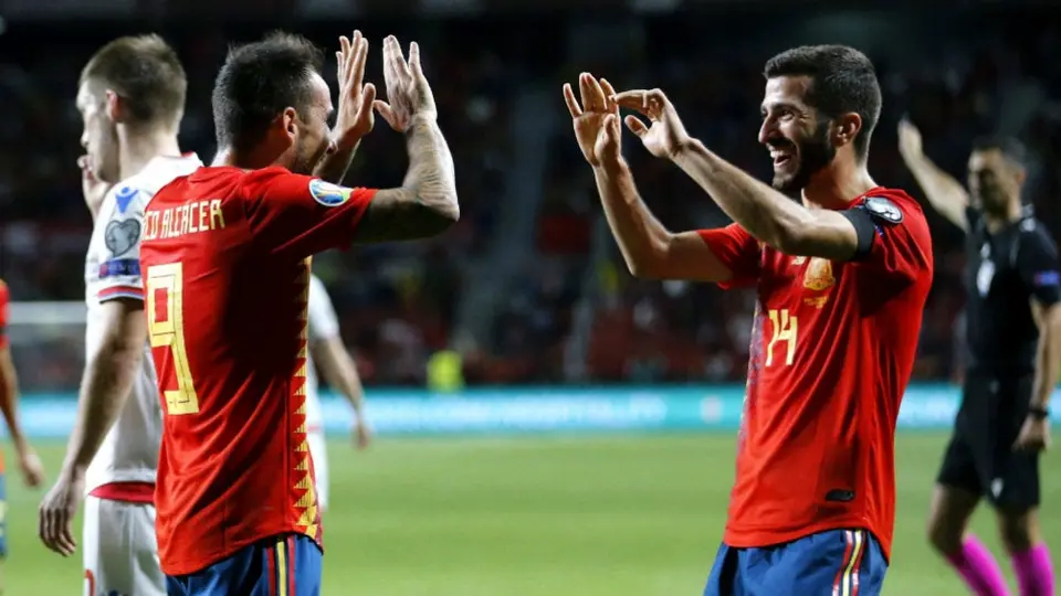 España gana a Islas Feroe y se acerca a la Eurocopa 2020