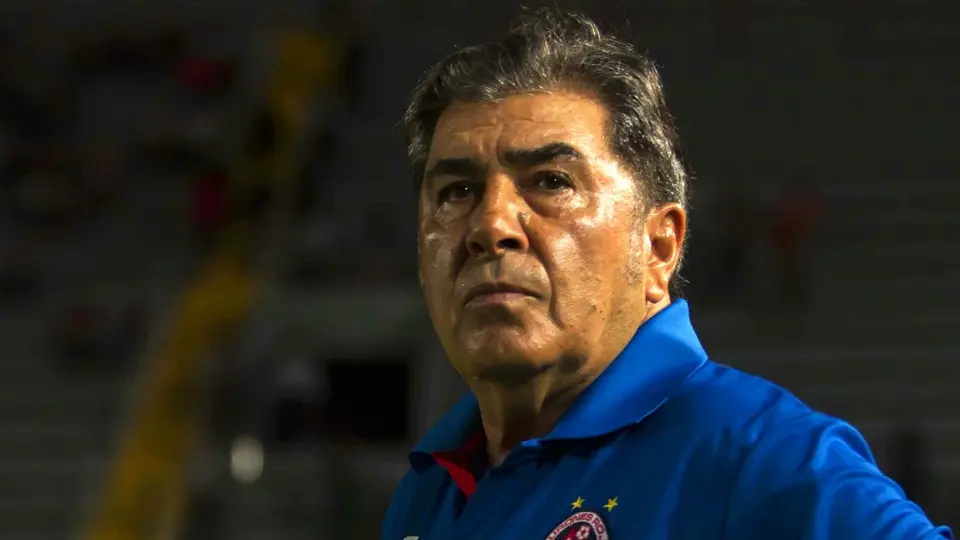 "Dejar América para irse a Chivas se me hace una aberración": Reinoso