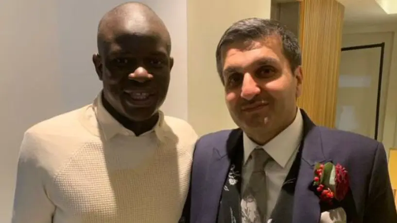 N'Golo Kanté sorprendió a fan del Chelsea al acudir a la boda de su hija