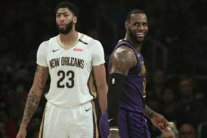 LeBron James 'heredará' el mítico número 23 a Anthony Davis