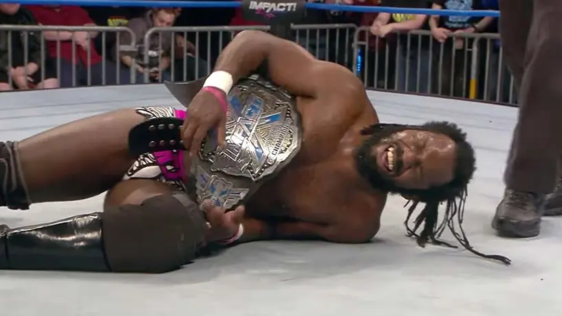 Rich Swann retiene el campeonato de la División X contra Sami Callihan