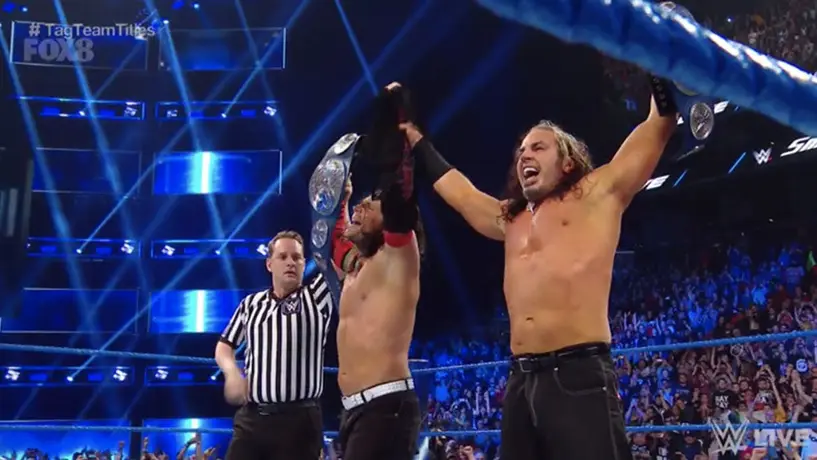 Hardy Boyz conquistan los campeonatos en Pareja de SmackDown