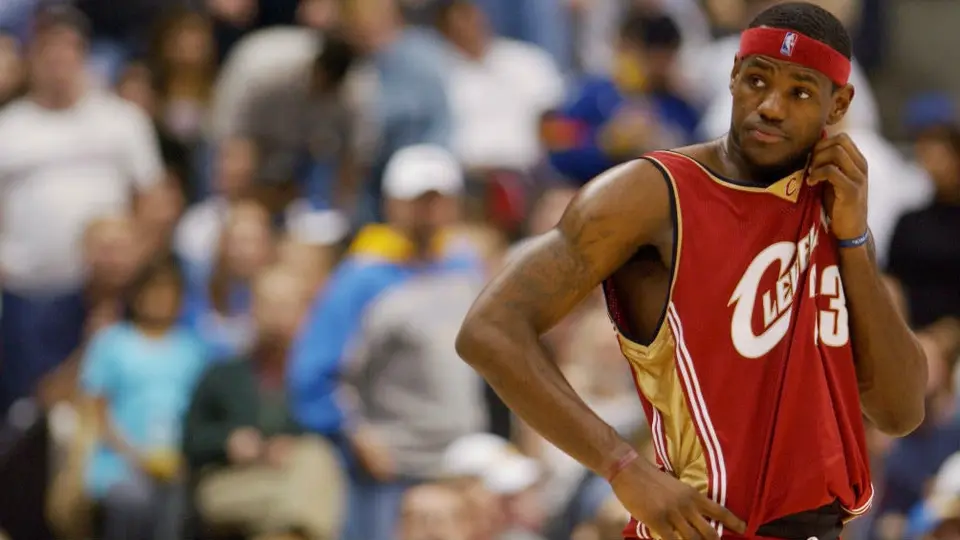 ¿Cómo era el mundo la última vez que LeBron James no avanzó a playoffs?