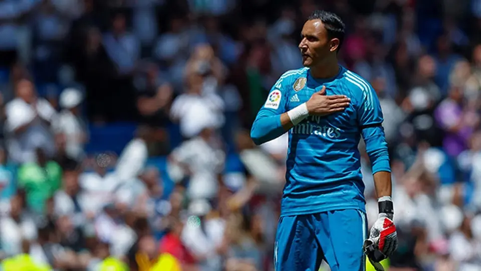 Keylor Navas podría sustituir a Buffon en el PSG