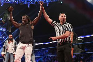 R-Truth recupera el título 24/7 en pleno vuelo a Arabia Saudita