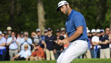 Golfista español es captado orinando durante el PGA Championship