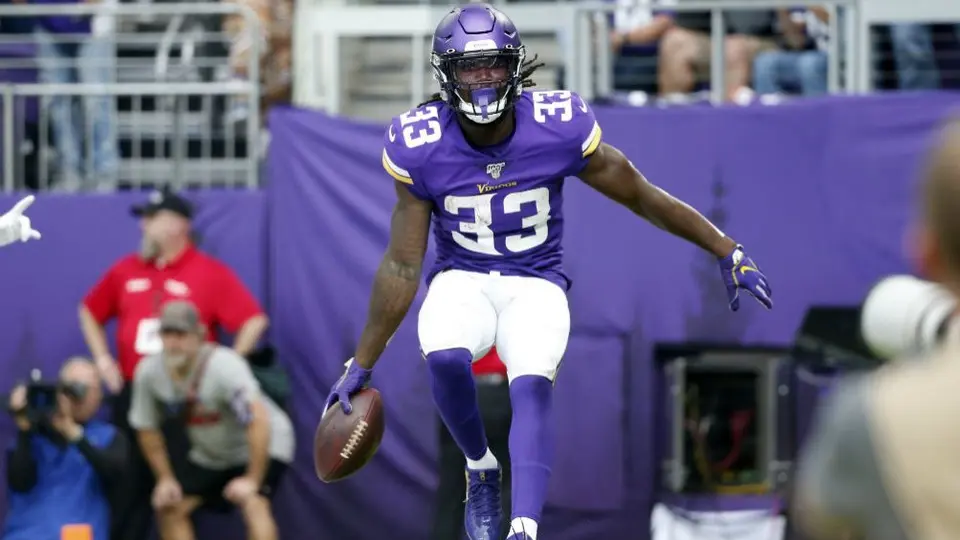 Vikings derrotó a Falcons con gran juego defensivo