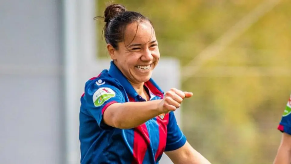 Charlyn Corral termina como subcampeona de goleo en España
