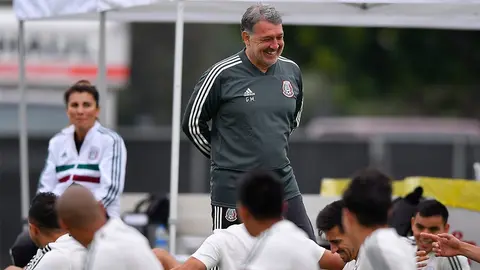 Tata Martino rompió 'maldición' como DT de selecciones y alzó su primer título