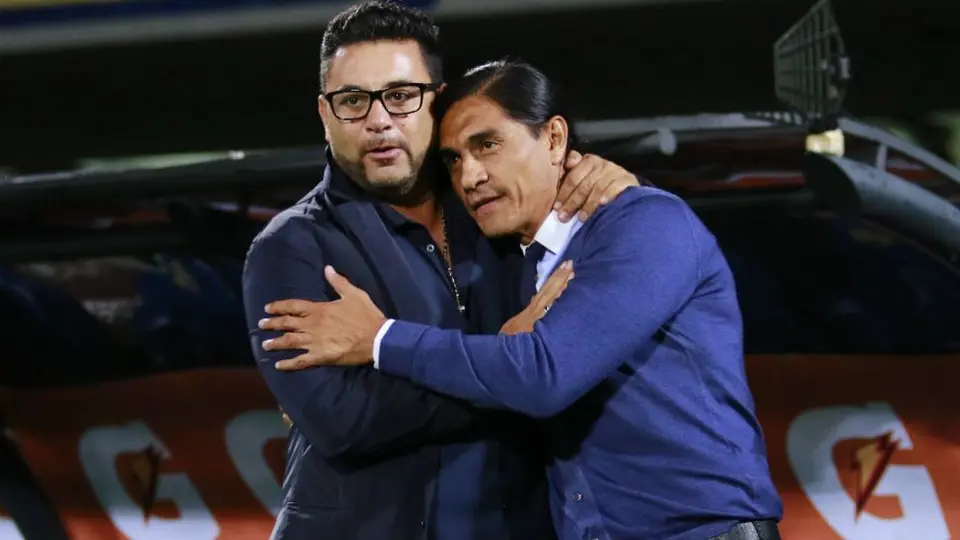 Palencia y Mohamed, candidatos para dirigir a Cruz Azul tras salida de Caixinha