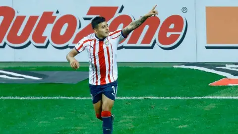 Alexis Vega le pone brillo a lo más destacado de la J7 del C2019