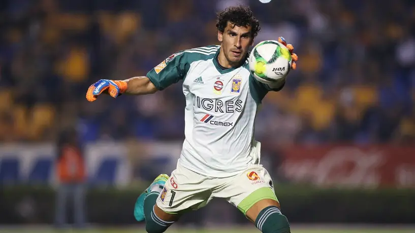 Mundo del futbol celebra el Día Internacional del Portero