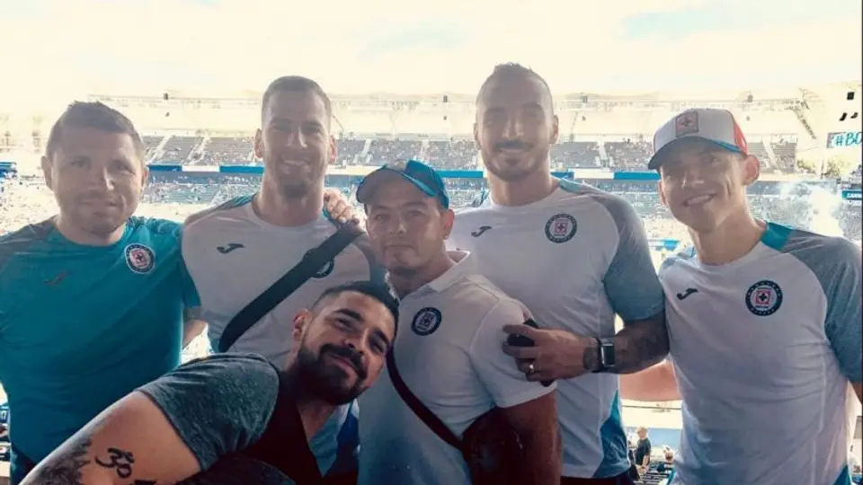 Cruz Azul asistió al juego de pretemporada Chargers vs Saints