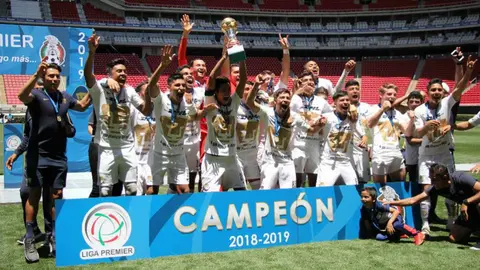 Pumas conquista la Liga Premier al vencer a Chivas